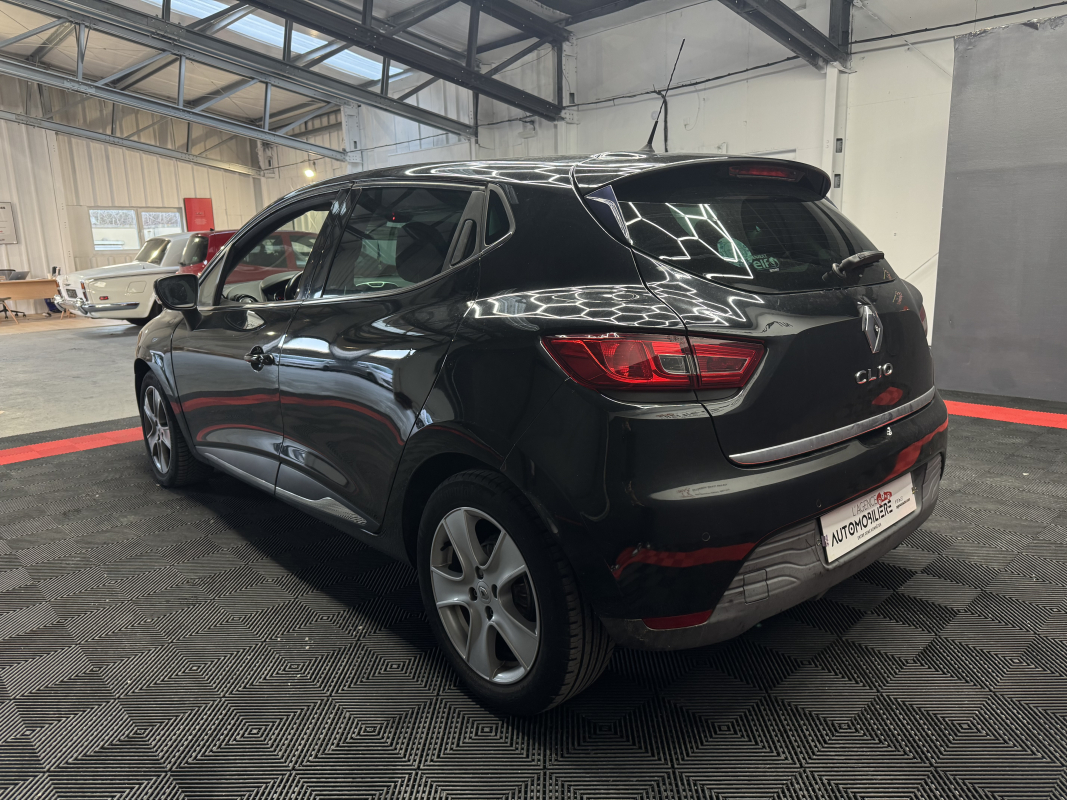 Renault Clio — 7