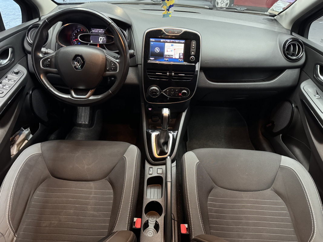 Renault Clio — 14