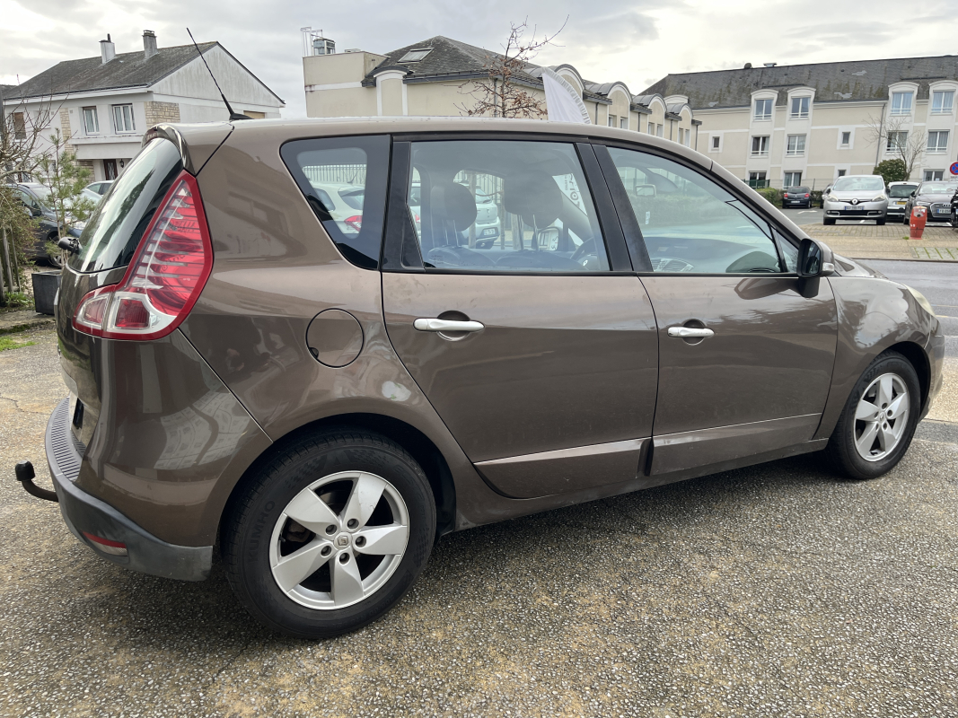 Renault Scenic — 7