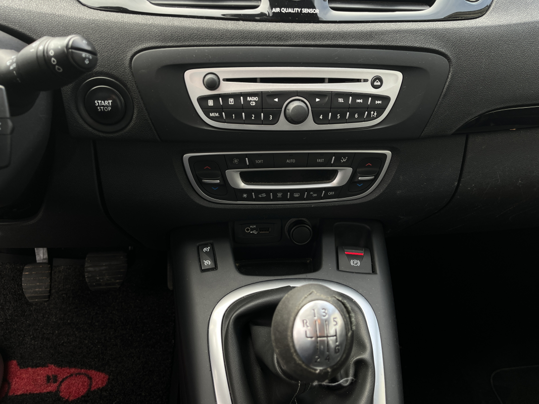 Renault Scenic — 17