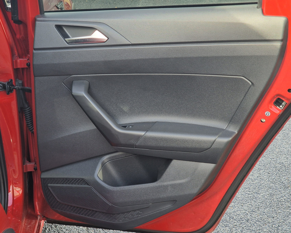 Volkswagen Taigo — 33
