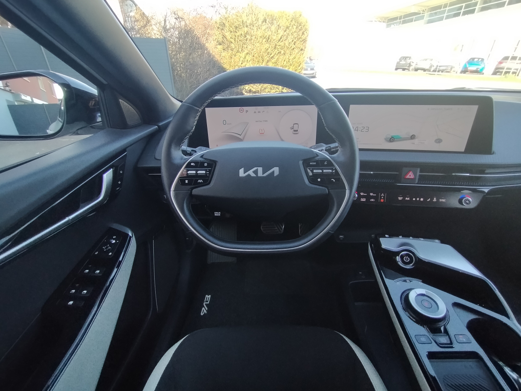 Kia EV6 — 18