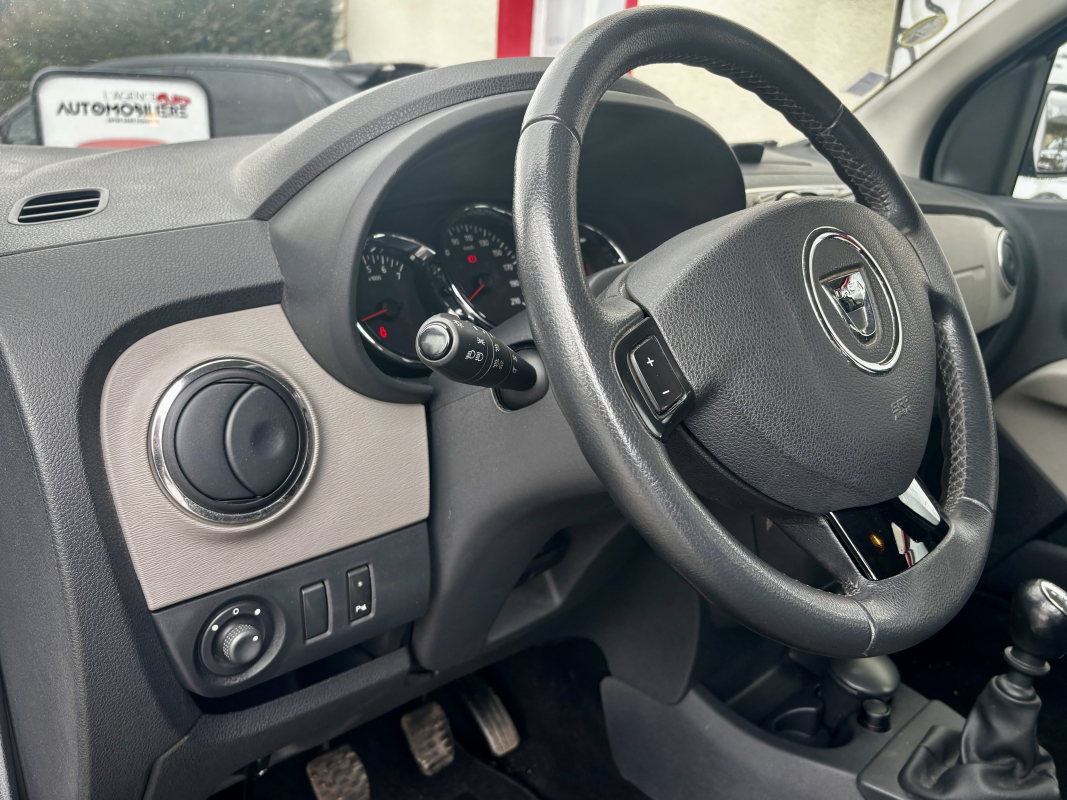 Dacia Lodgy — 15