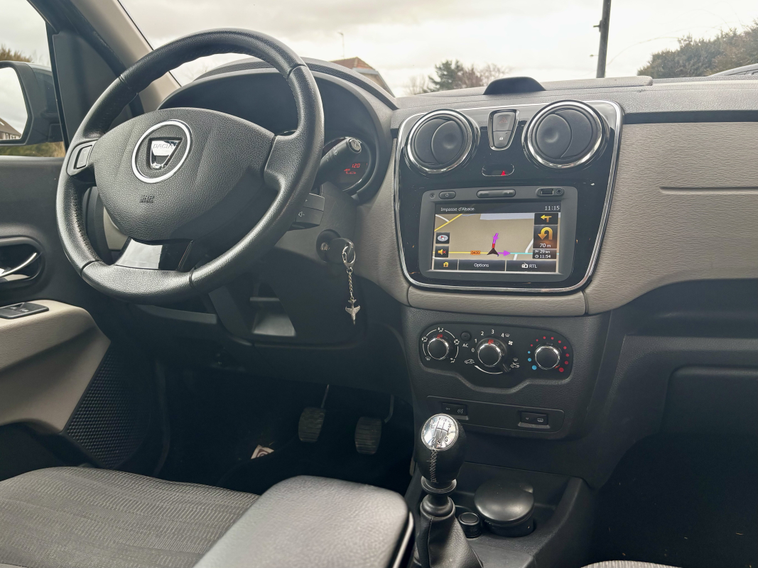 Dacia Lodgy — 27