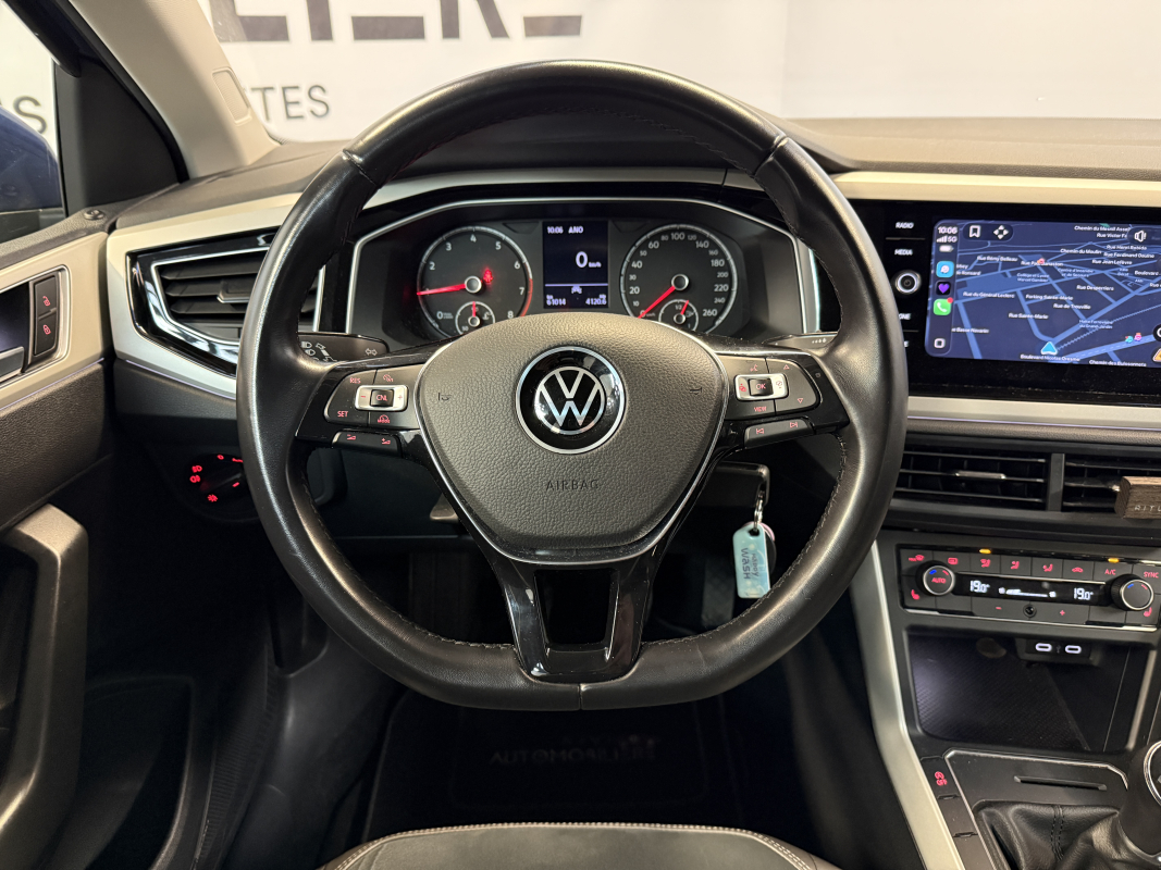 Volkswagen Polo — 16