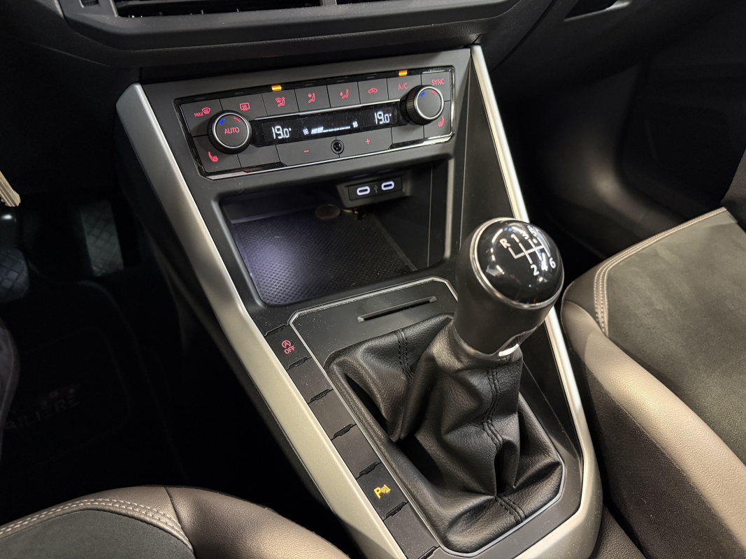 Volkswagen Polo — 22