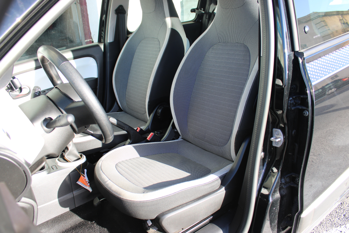 Renault Twingo — 12