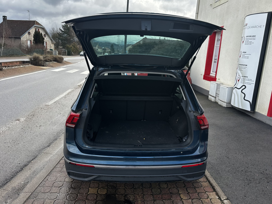 Volkswagen Tiguan — 20