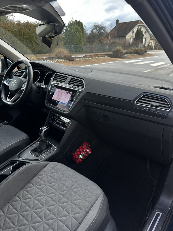 Volkswagen Tiguan — 17