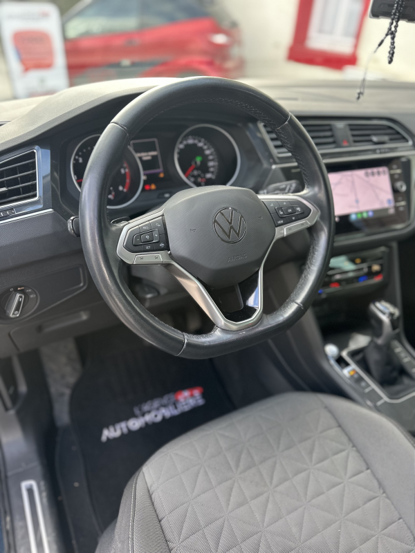 Volkswagen Tiguan — 29
