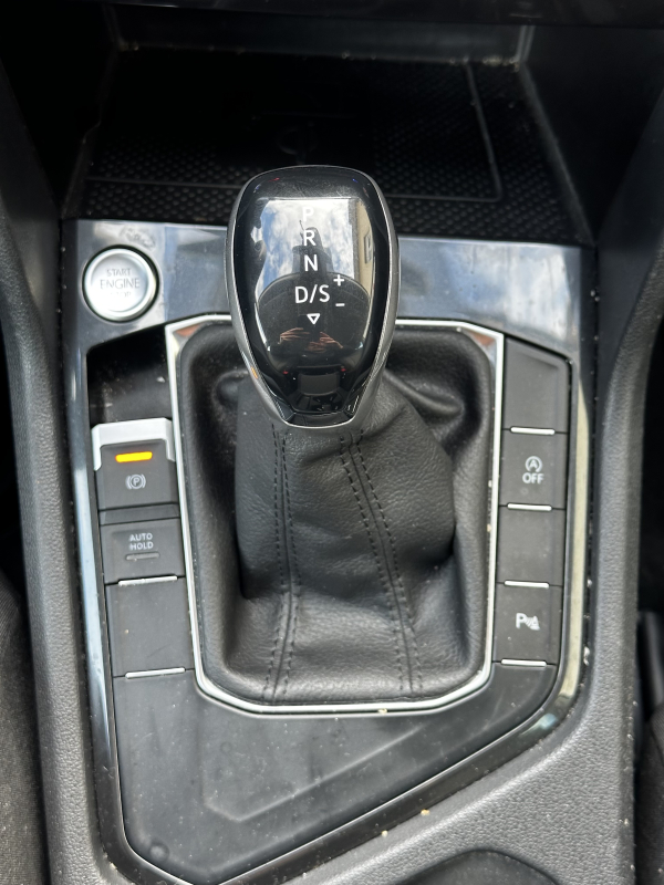 Volkswagen Tiguan — 27