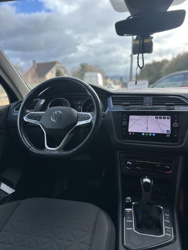 Volkswagen Tiguan — 31