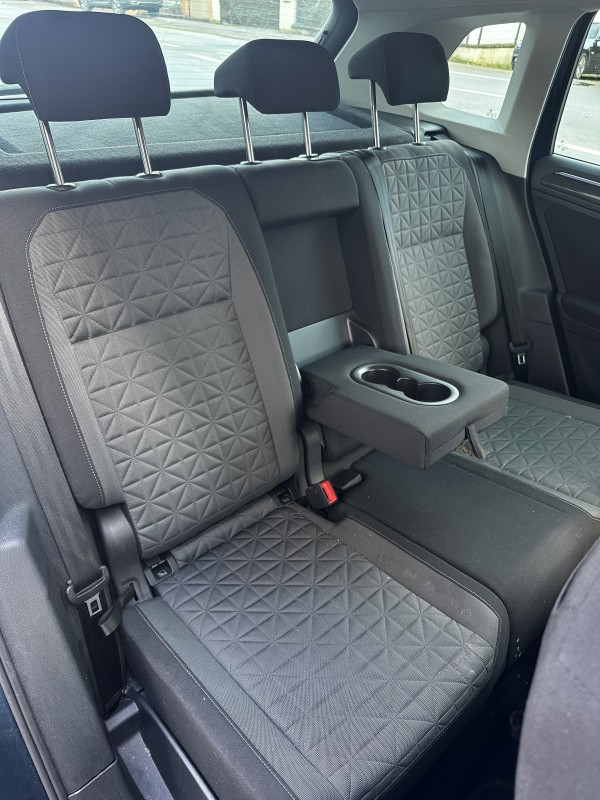 Volkswagen Tiguan — 18