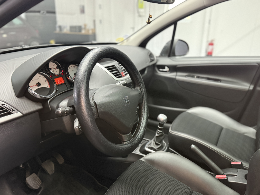 Peugeot 207 SW — 9