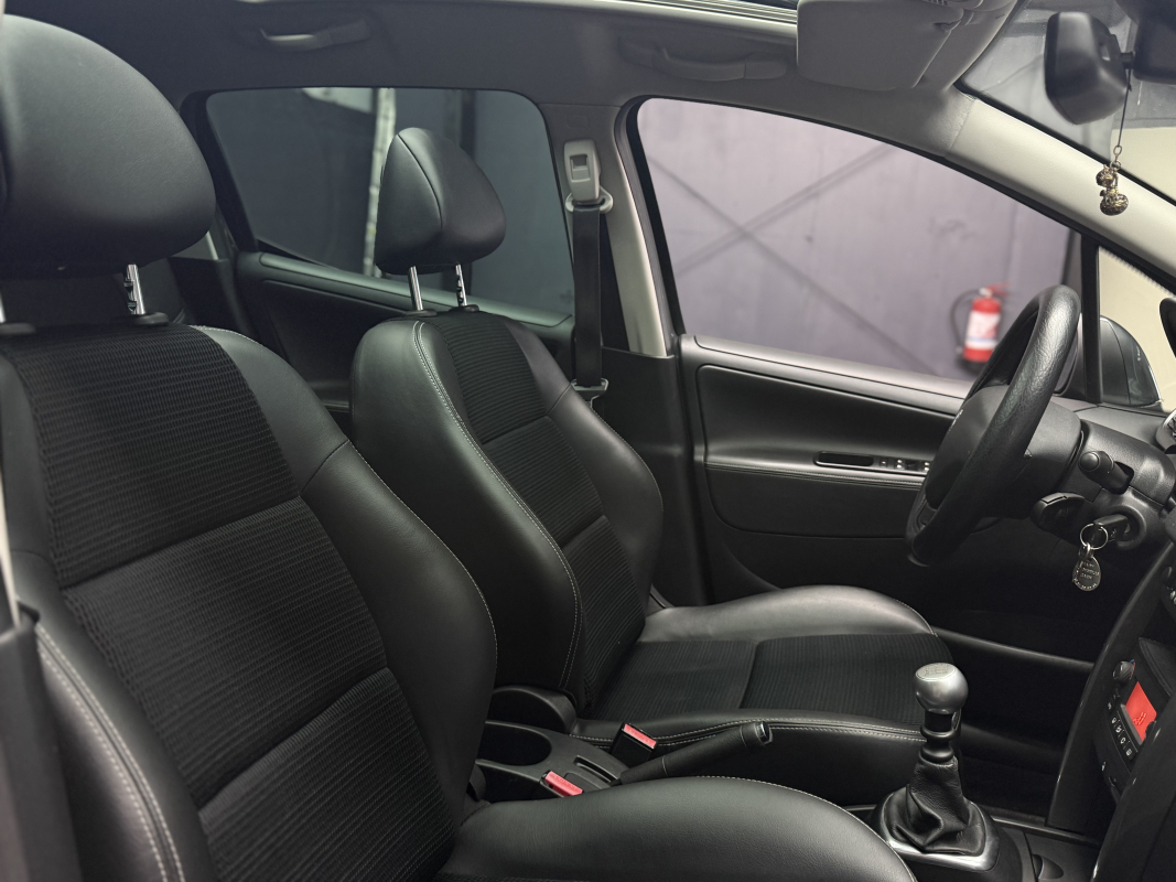 Peugeot 207 SW — 12