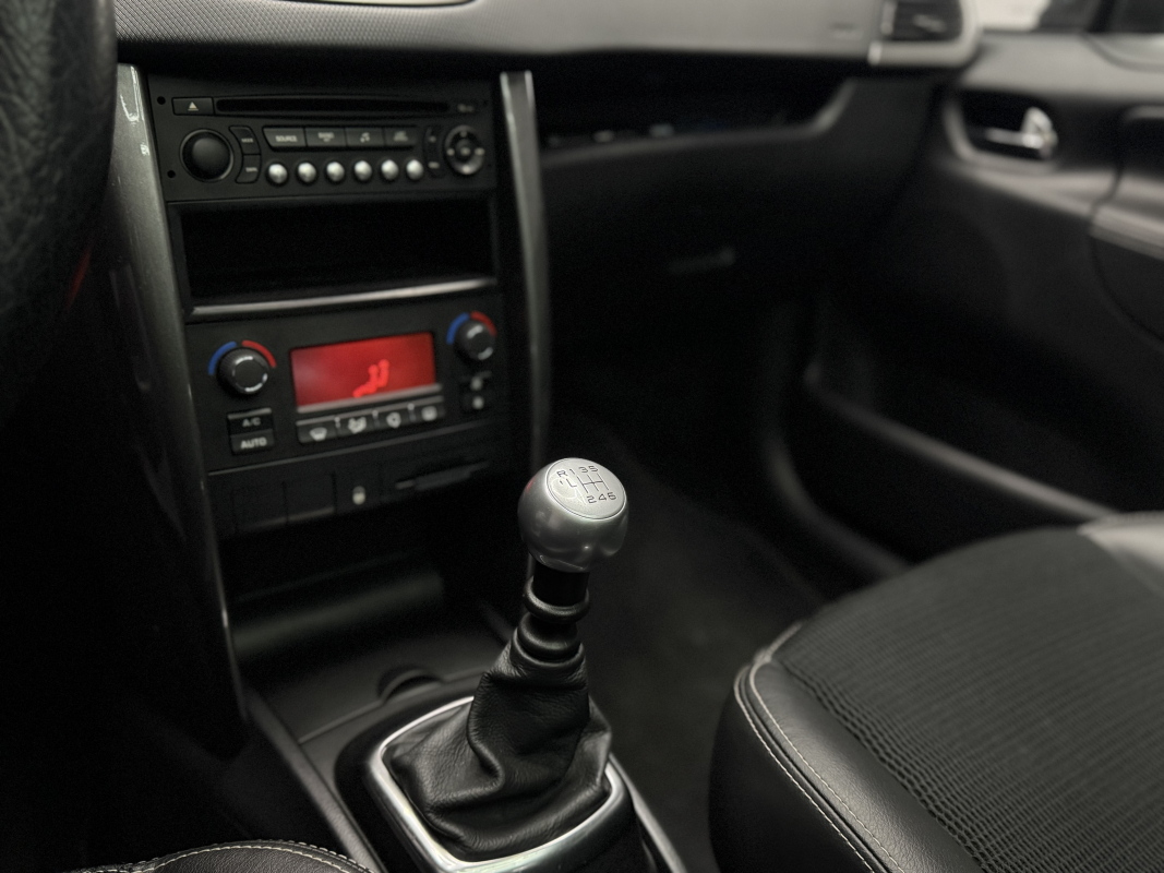 Peugeot 207 SW — 21