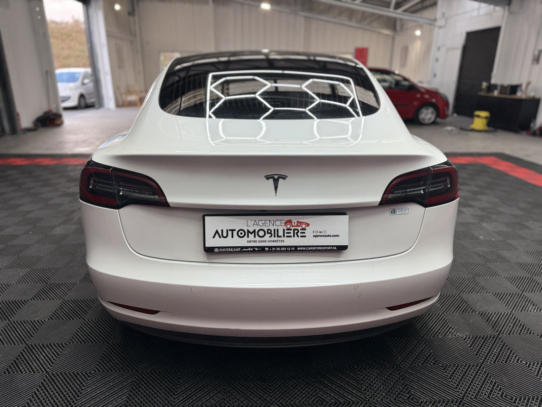 Tesla Model 3 — 6