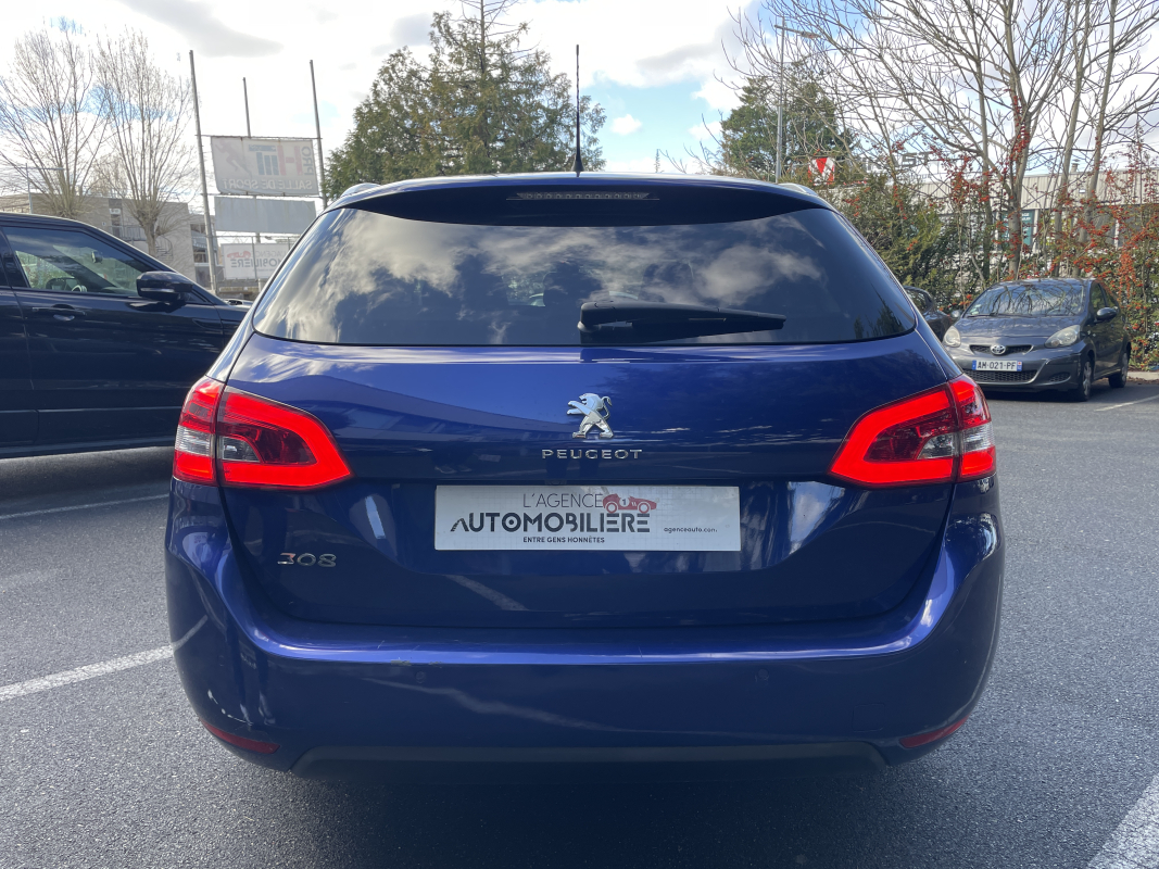 Peugeot 308 SW — 6