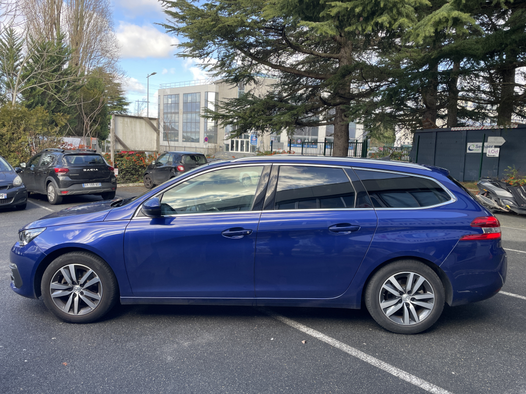 Peugeot 308 SW — 4