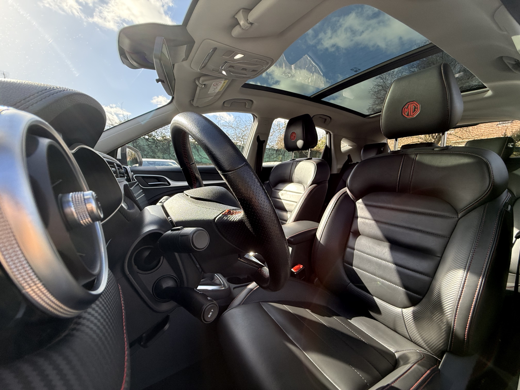 MG/MG Motor ZS — 11
