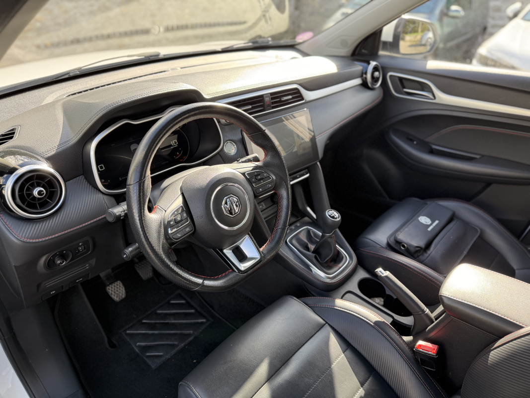 MG/MG Motor ZS — 10