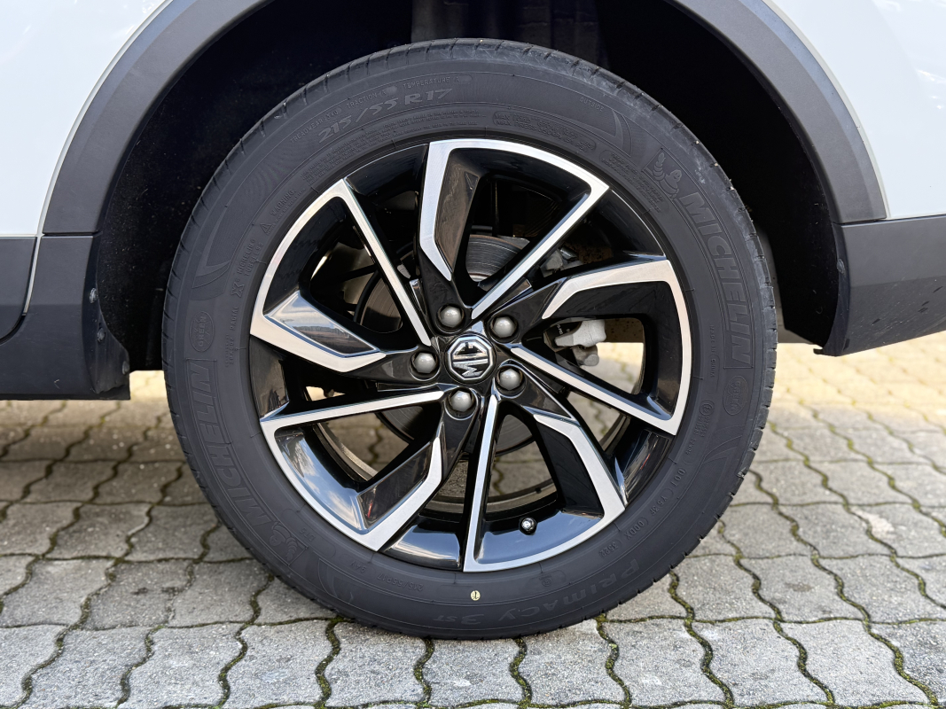 MG/MG Motor ZS — 19