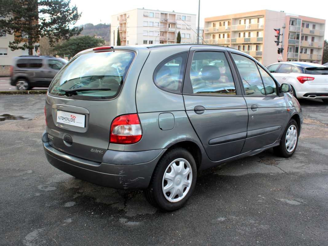 Renault Scenic — 7