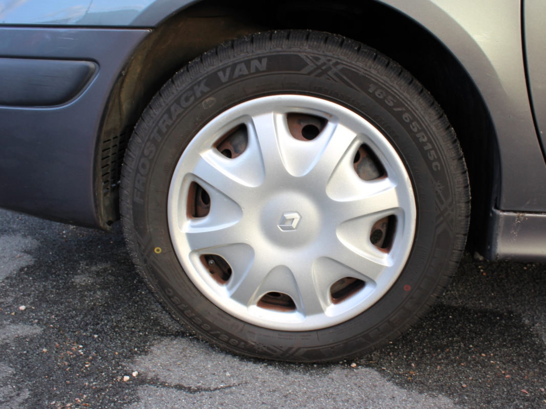 Renault Scenic — 22