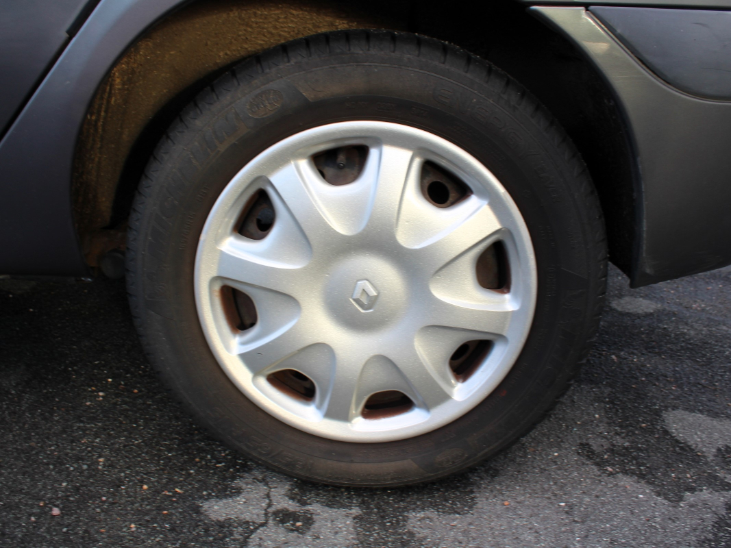 Renault Scenic — 23