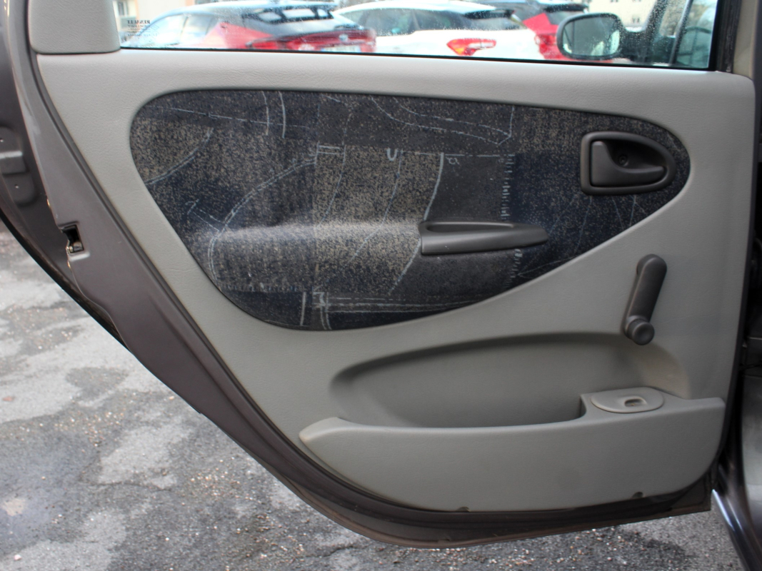Renault Scenic — 26