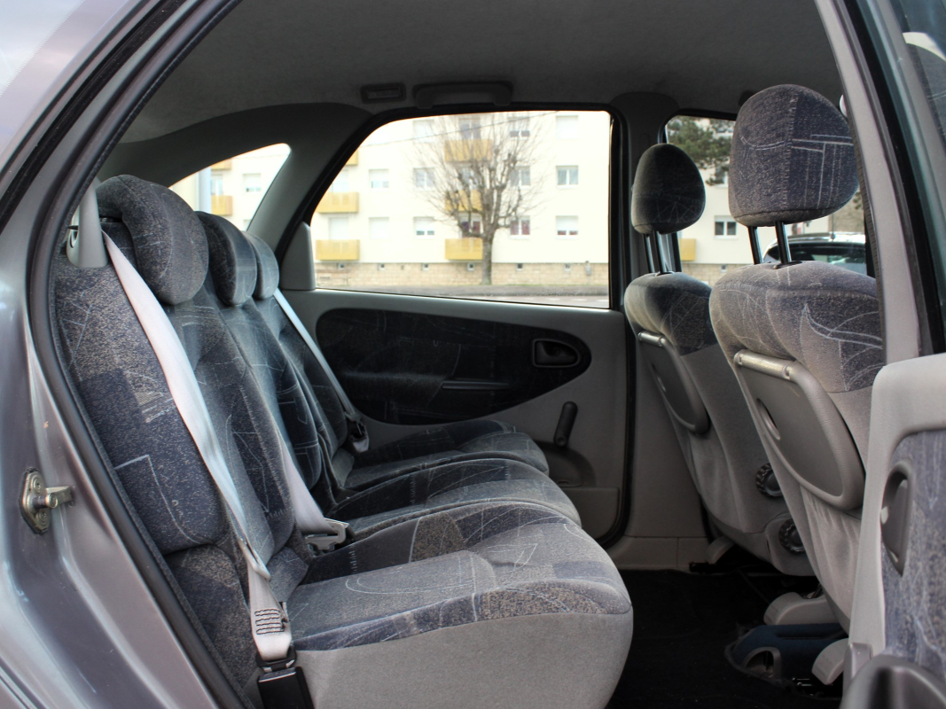 Renault Scenic — 13