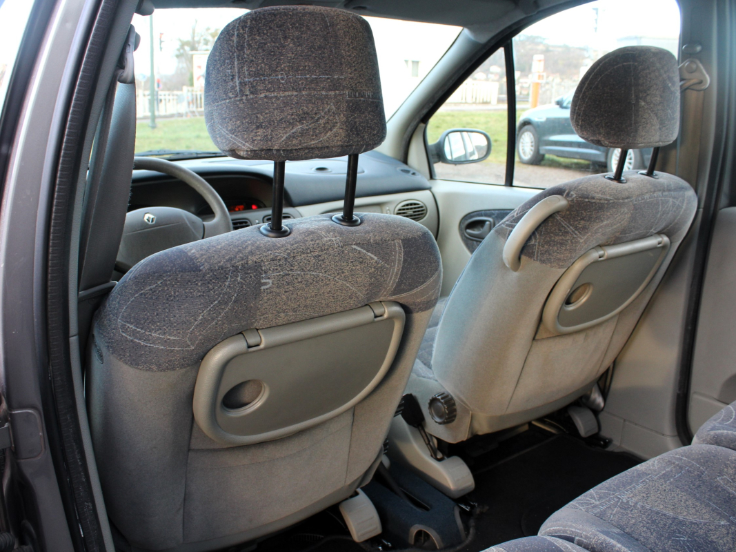 Renault Scenic — 27