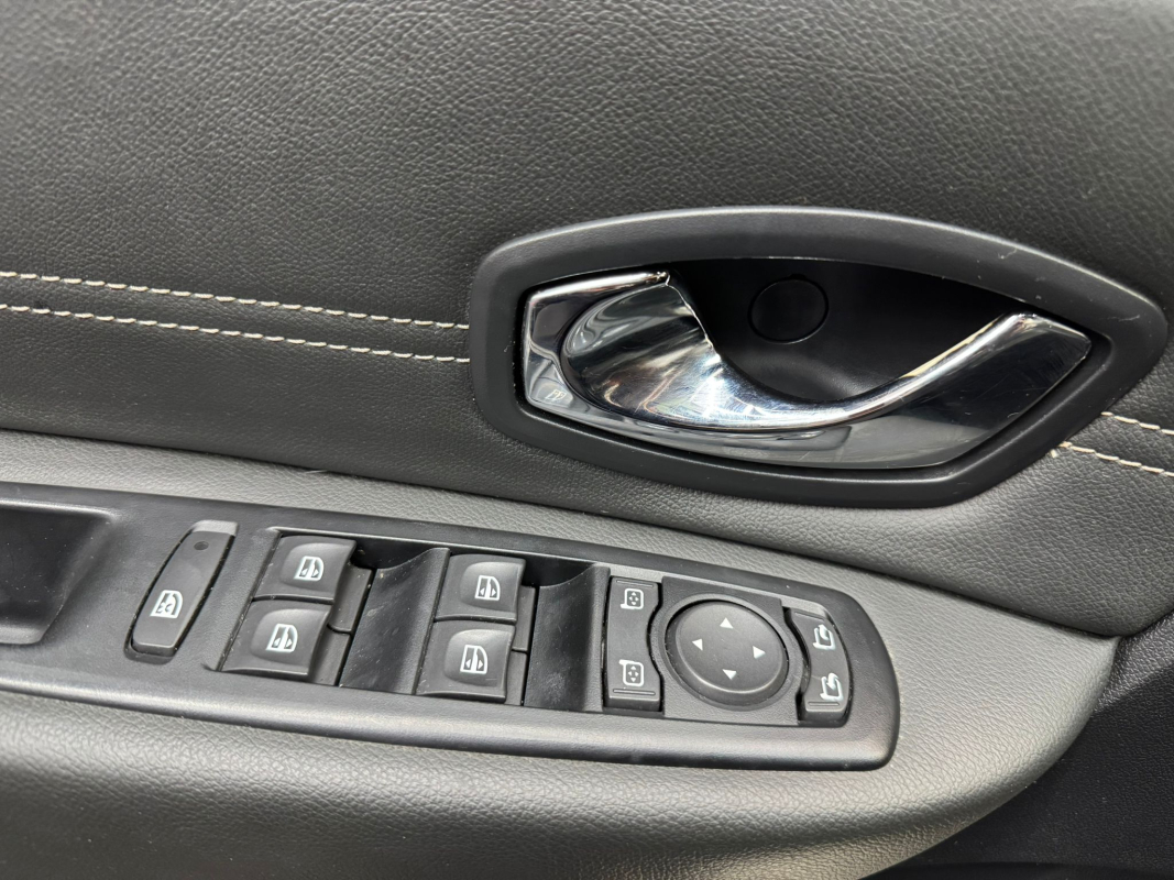 Renault Scenic — 26