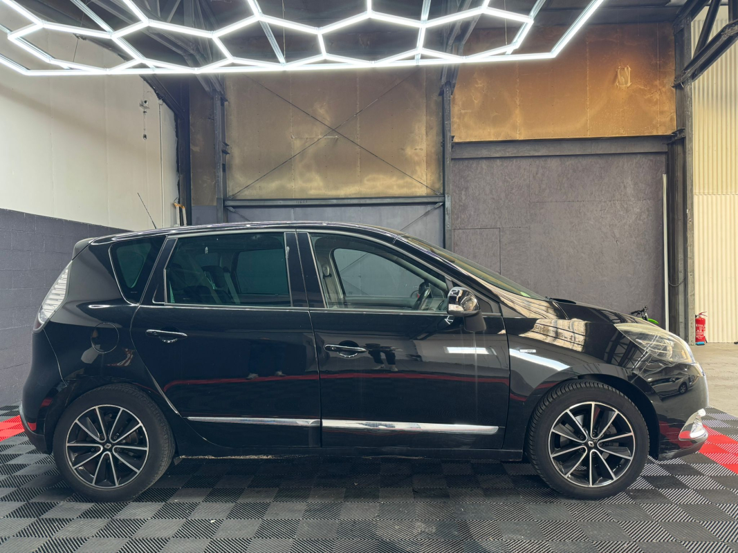 Renault Scenic — 9