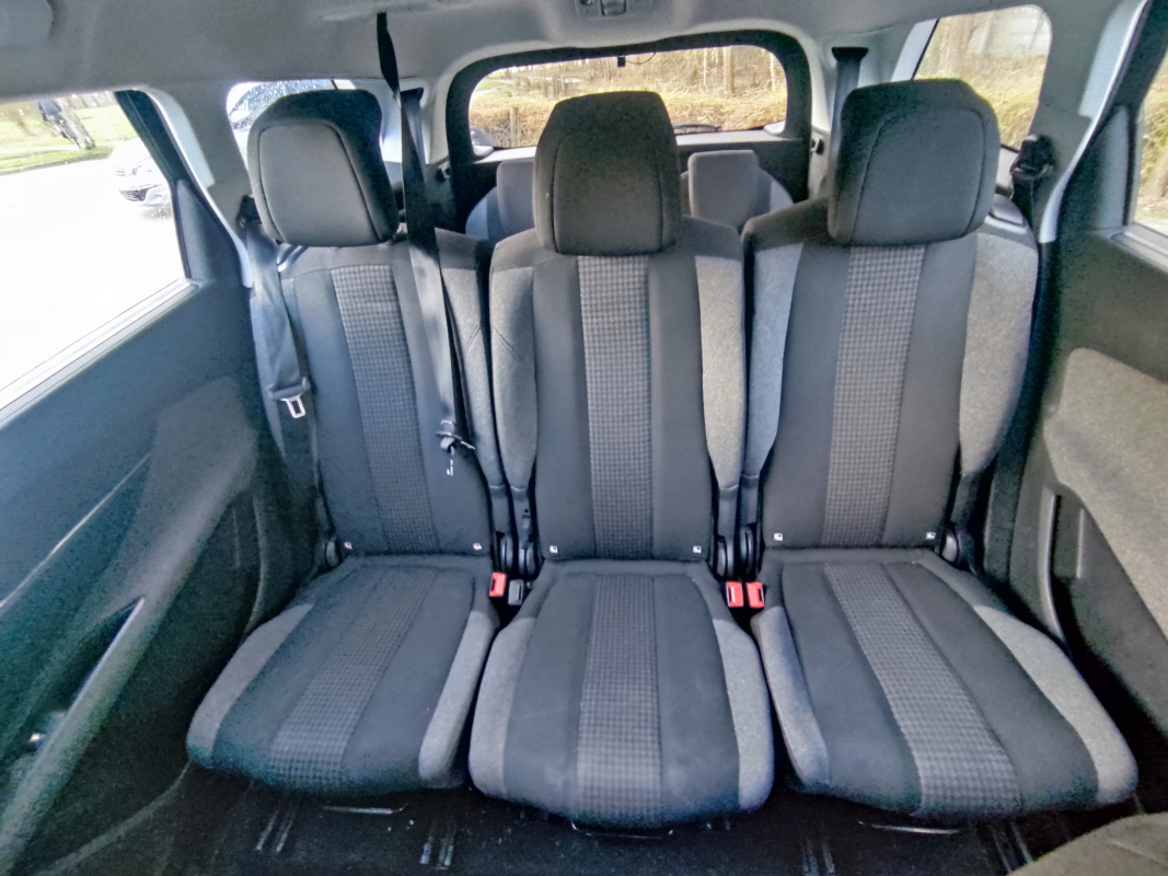 Peugeot 5008 — 16