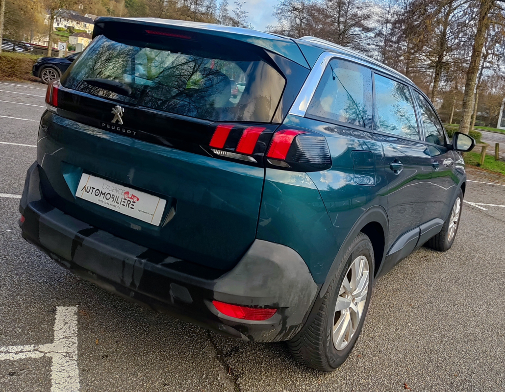 Peugeot 5008 — 23