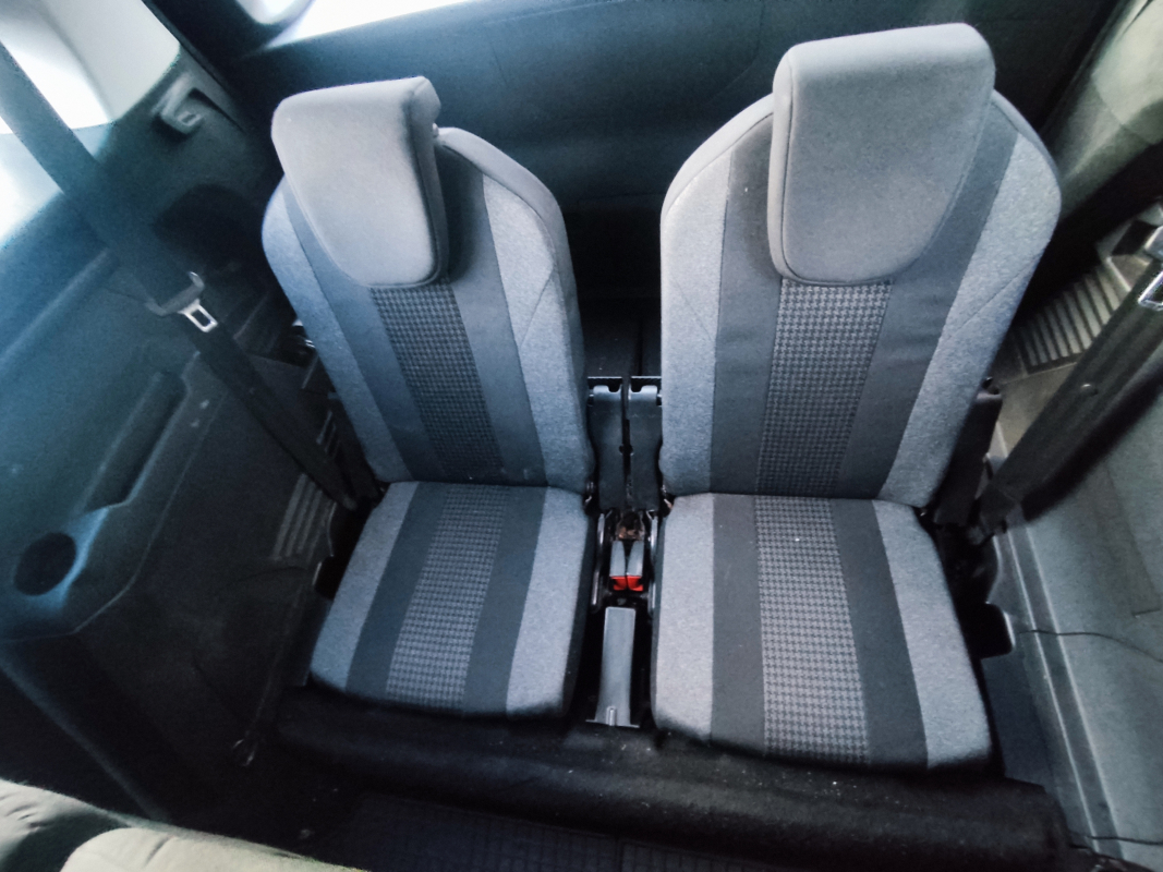 Peugeot 5008 — 30