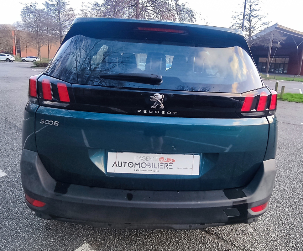 Peugeot 5008 — 22