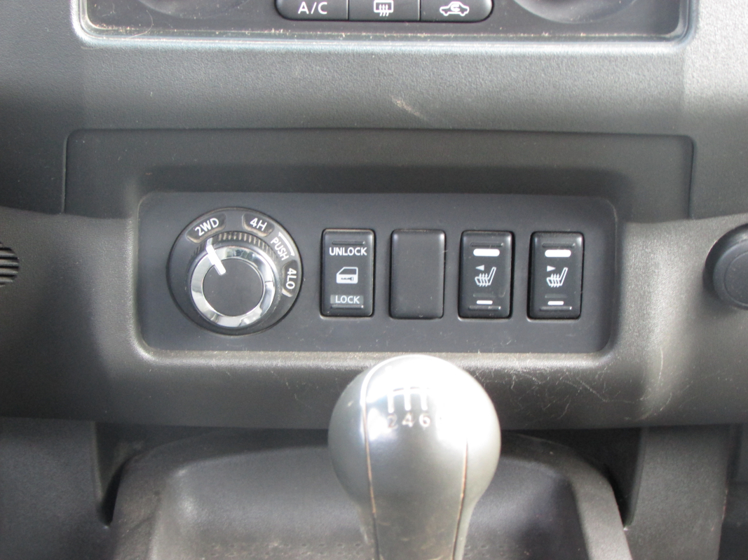 Nissan Navara — 13