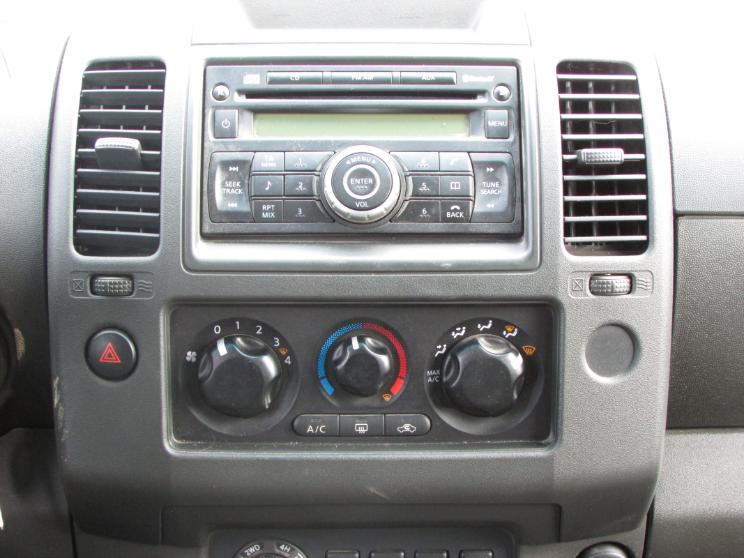 Nissan Navara — 14