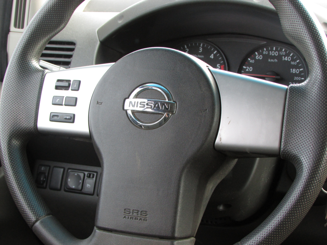 Nissan Navara — 12