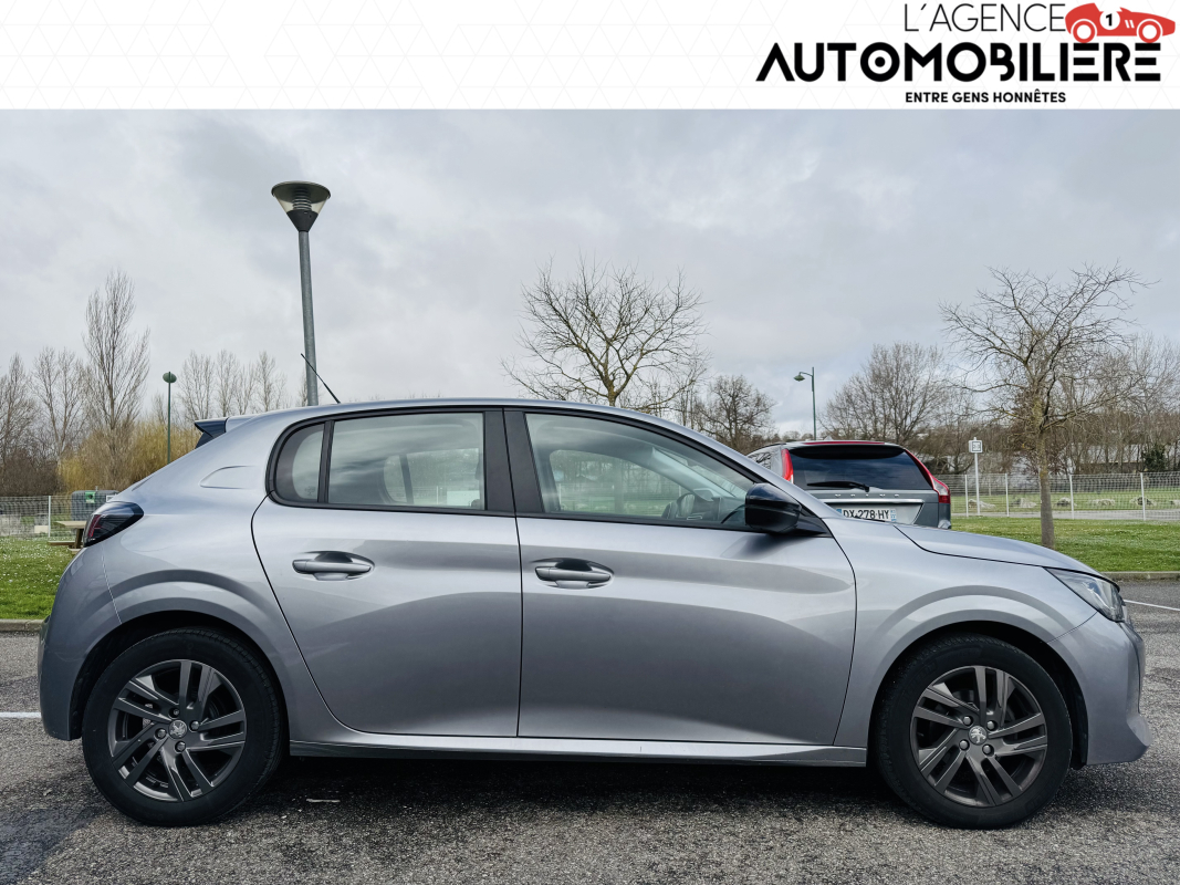 Peugeot 208 — 2