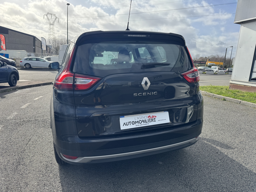 Renault Scenic — 6