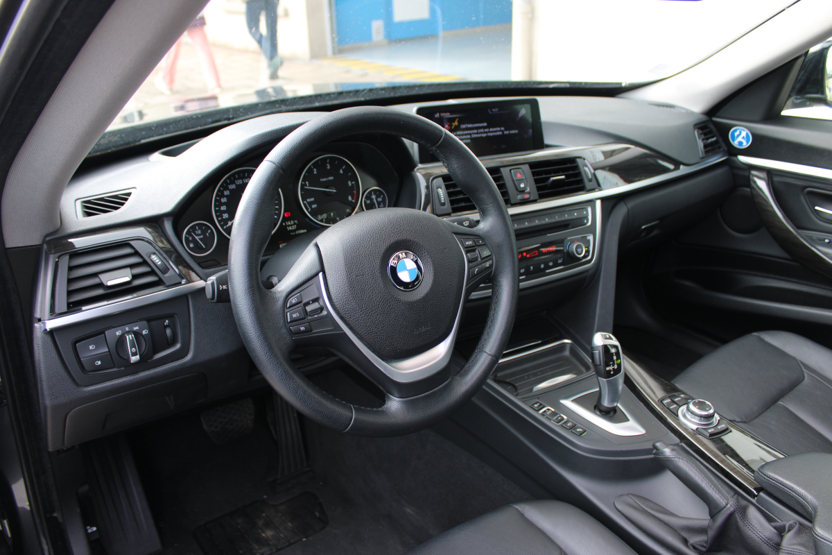 Bmw Série 3 — 11