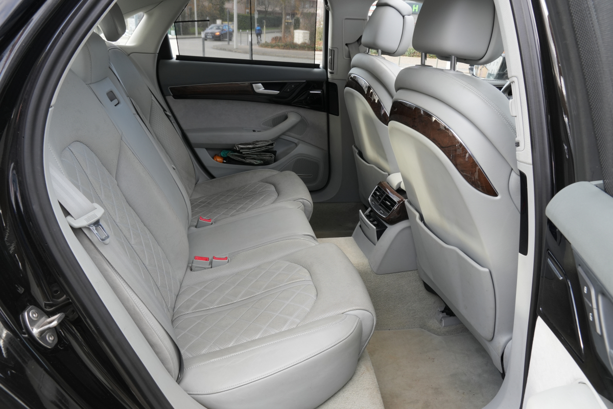 Audi A8 — 37