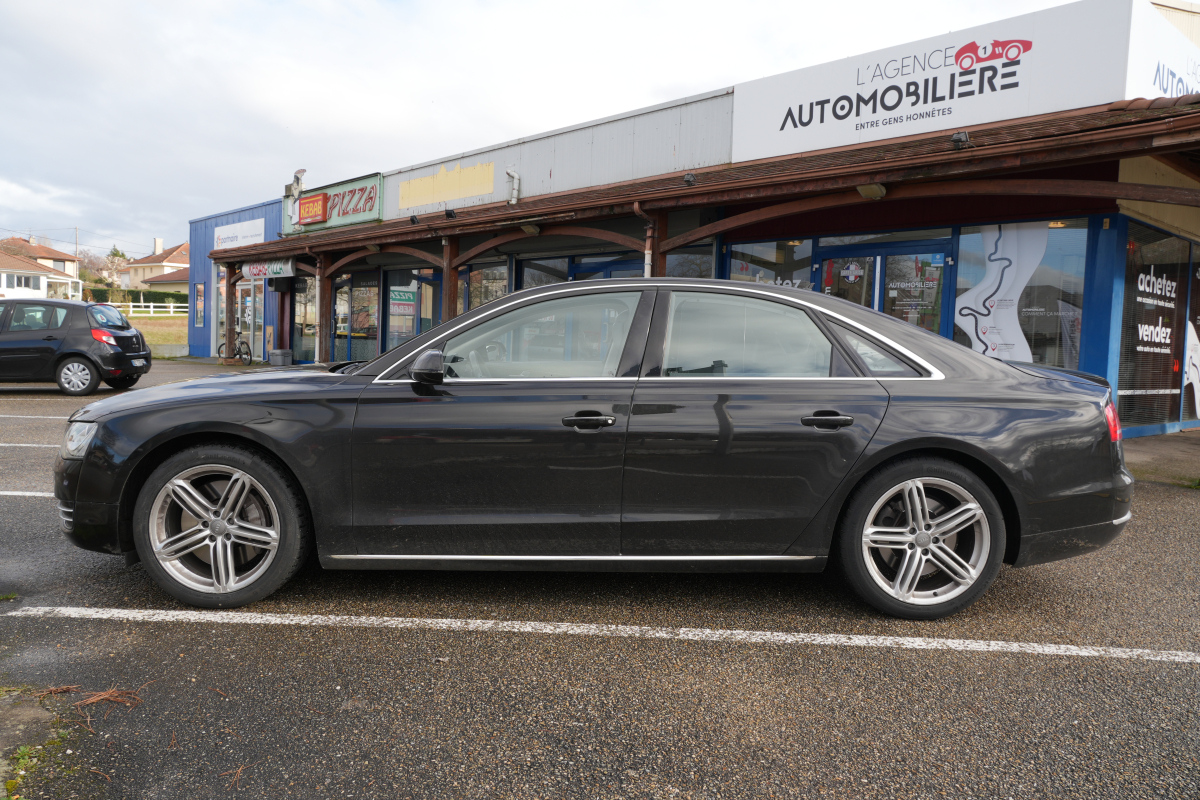 Audi A8 — 9