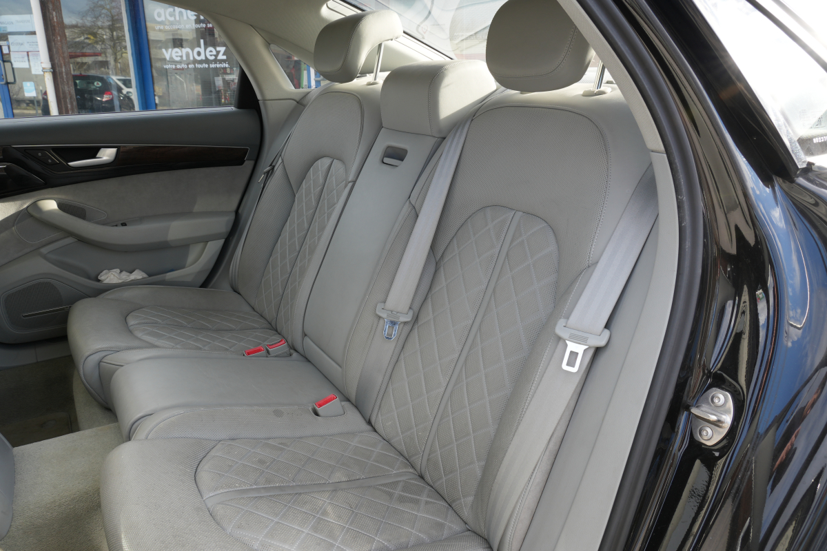 Audi A8 — 18