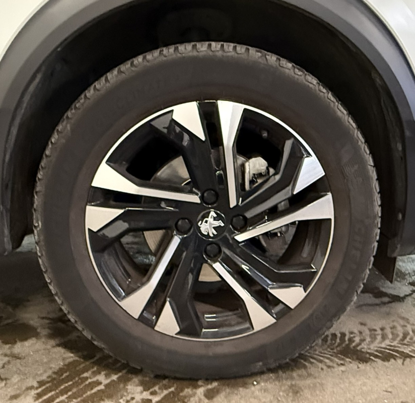 Peugeot 2008 — 33