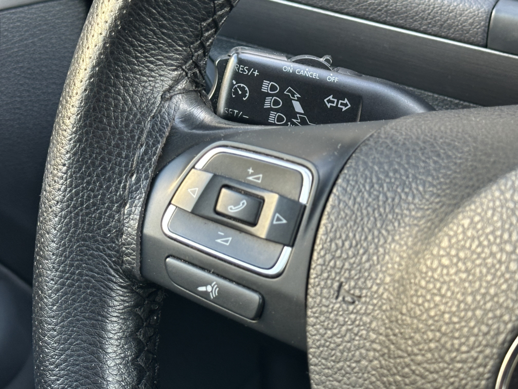 Volkswagen Touran — 31