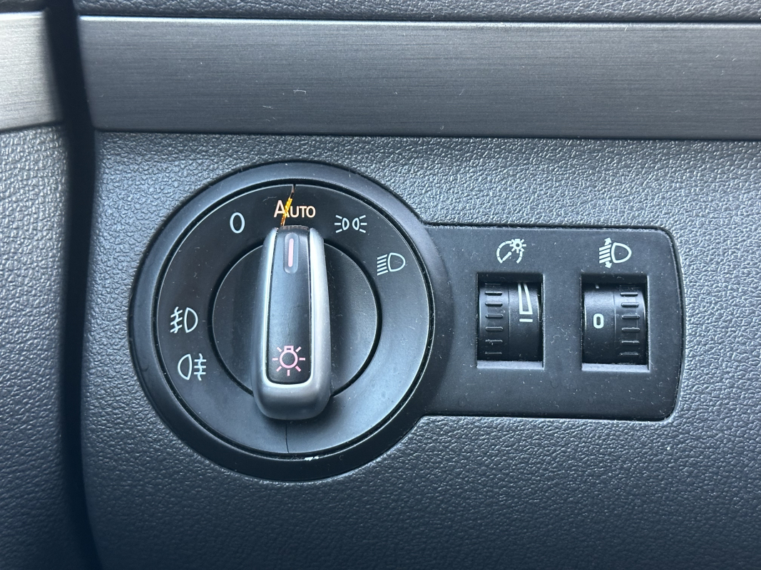 Volkswagen Touran — 29